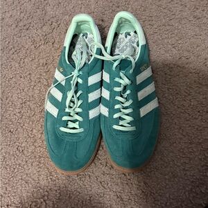 Adidas Women's Mint Green Sneakers